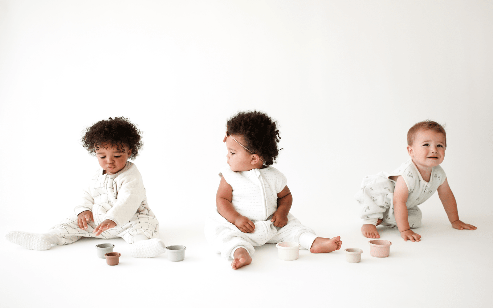 Complete collection of Tealbee sleep sacks in 1.5 TOG, suitable for cooler nurseries 61-69 degrees, winter, cool climates and heavily air conditioned nurseries. Available in 3 styles and sizes 6m to 4T