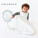 Convenient and practical Dreambag with an easy-to-use 2-way zipper closure, making nighttime changes quick and hassle-free.