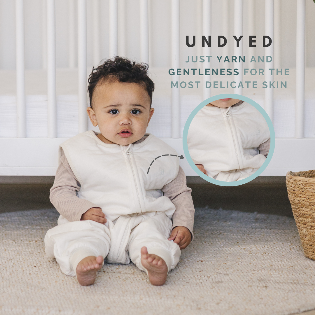 Tealbee Dreamsuit Dash - Pure Yarn and Gentle Comfort - The Tealbee Dash, crafted with just yarn and exceptional gentleness, is designed for the most delicate skin, ensuring unmatched softness and comfort for your baby.